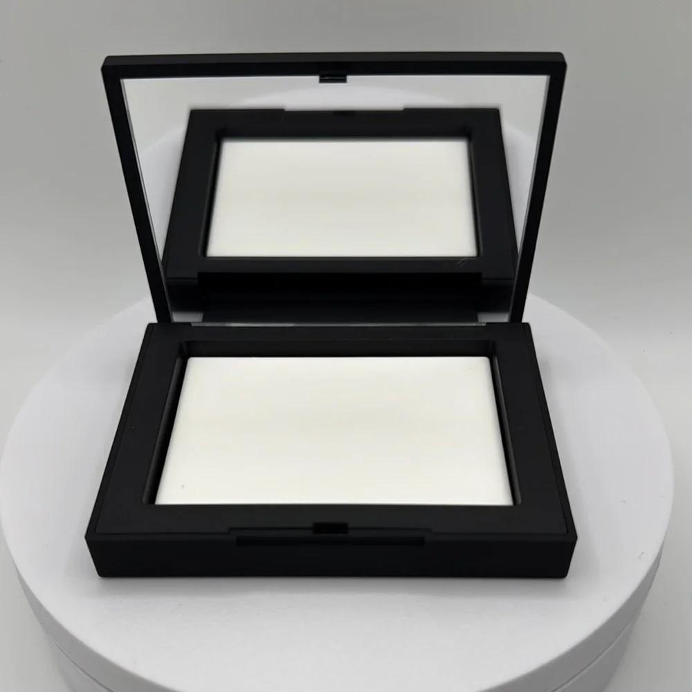 NARS Light Reflecting Setting Powder - Picture 2 of 6